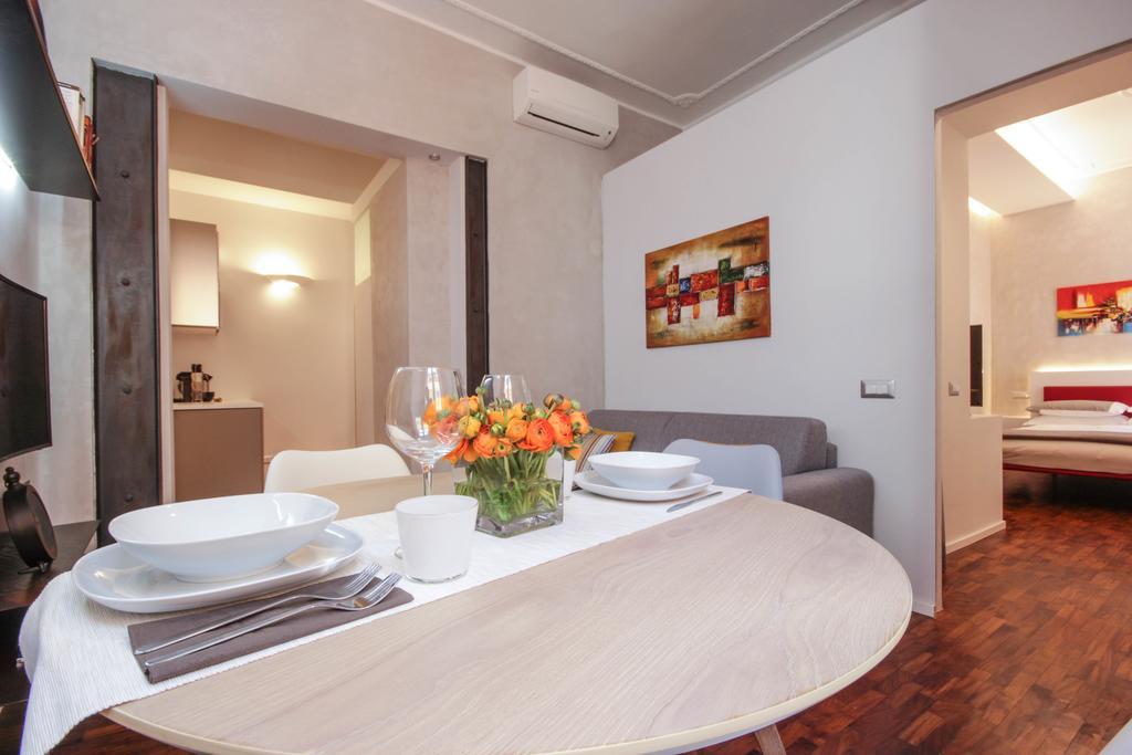 Living Rhome - Condotti Apartment Рим Экстерьер фото