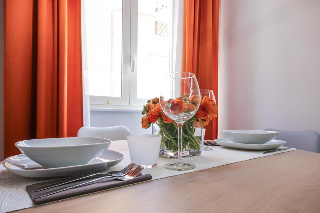 Living Rhome - Condotti Apartment Рим Экстерьер фото